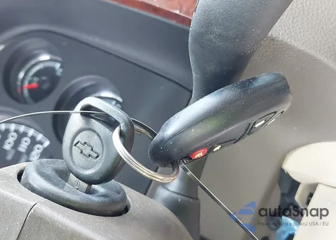 2013 Chevrolet Suburban 1500 Ltz из США, поврежденный, VIN 1GNSCKE03DR296290